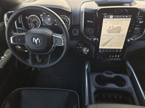 Used 2024 RAM 1500 Laramie image 30