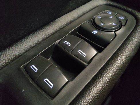 Used 2022 GMC Terrain SLT FWD image 27