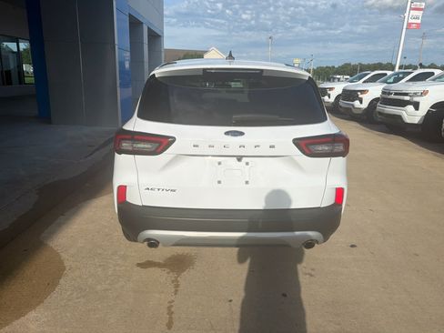 Used 2025 Ford Escape Active FWD image 5