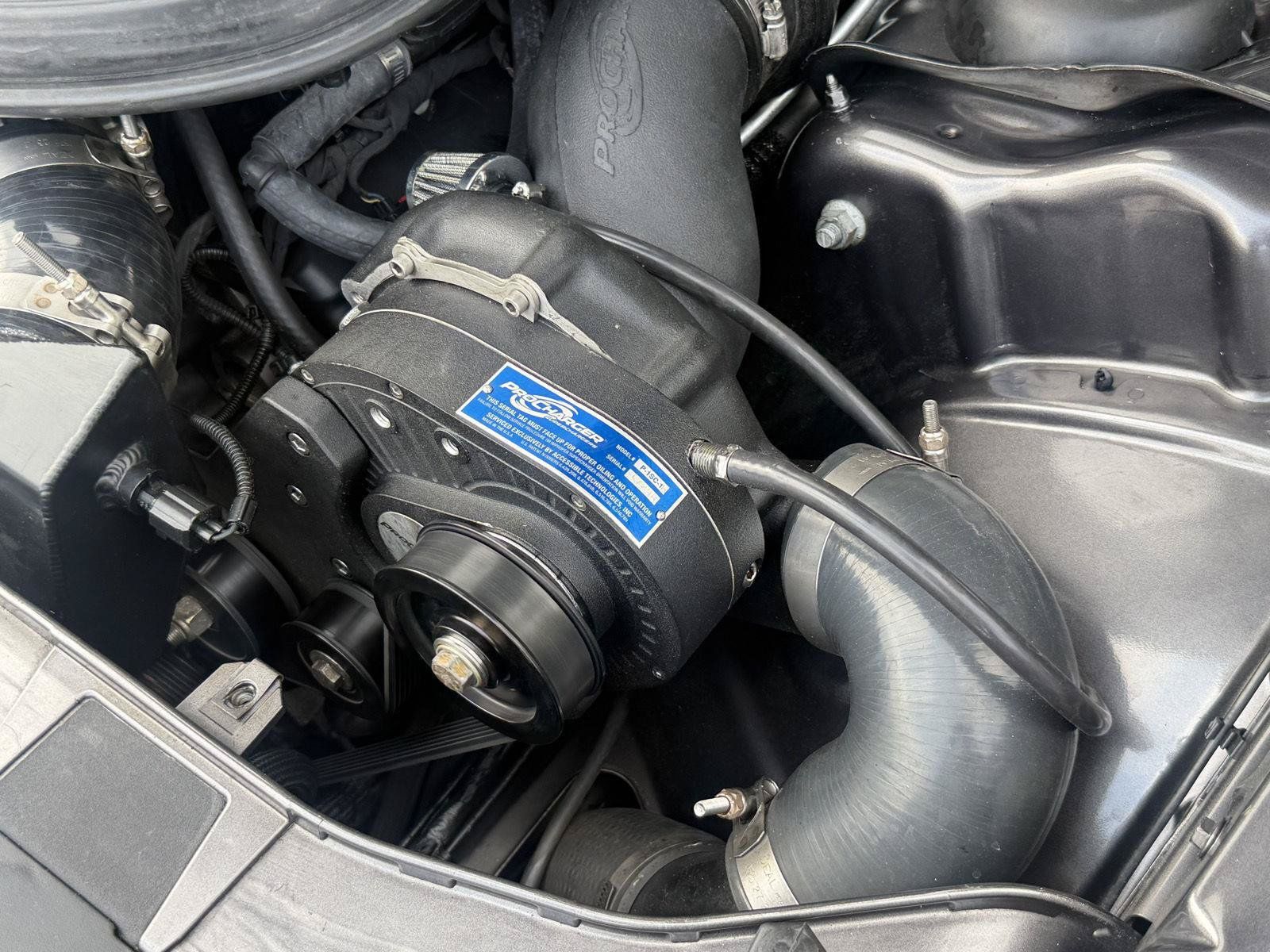 Used 2016 Dodge Challenger R/T Scat Pack RWD image 18
