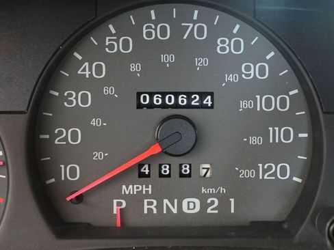 Used 2002 Mercury Grand Marquis GS image 27