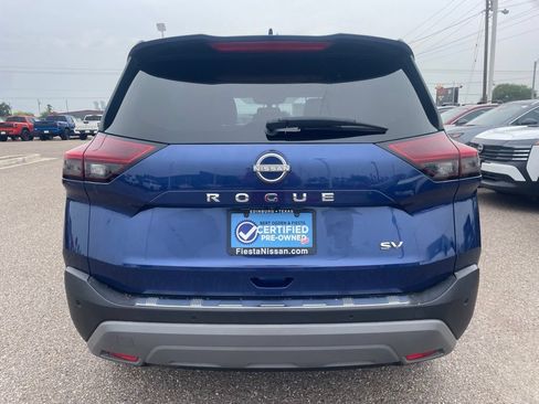 Certified 2022 Nissan Rogue SV w/ SV Premium Package FWD image 6