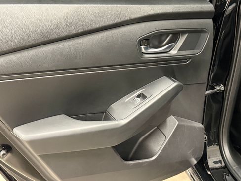 Used 2025 Honda Accord Sport image 36