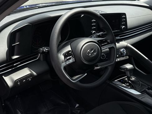 Certified 2023 Hyundai Elantra SEL FWD image 16