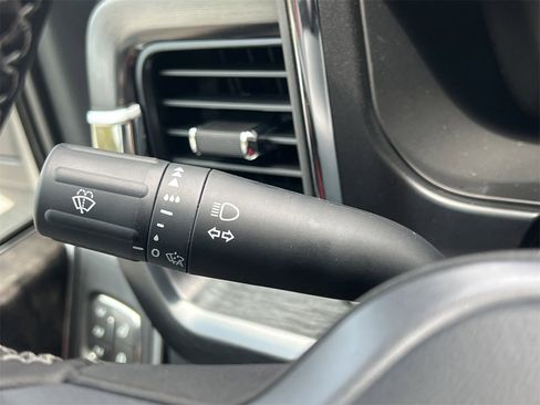 New 2026 Ford F250 Lariat w/ Black Appearance Package image 15