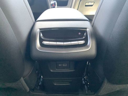 Certified 2024 Cadillac XT6 Luxury w/ LPO, Floor Liner Package image 19