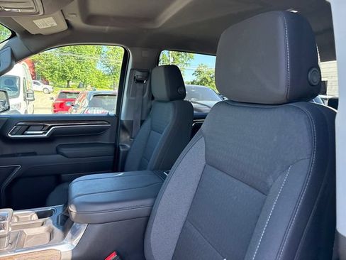 Used 2023 GMC Sierra 1500 Elevation AWD/4WD image 9
