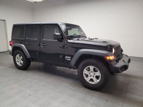 Used 2019 Jeep Wrangler Unlimited Sport S AWD/4WD image 11
