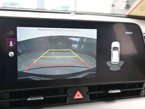 Used 2023 Kia Sportage EX image 22