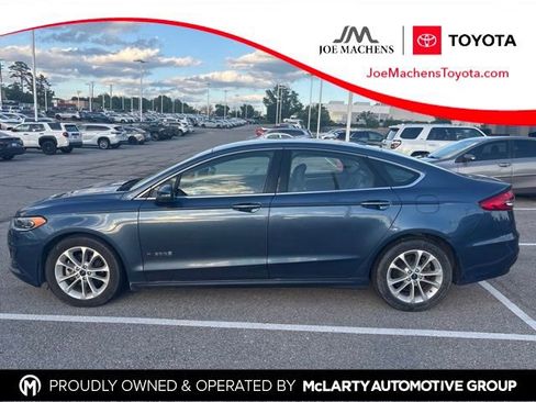 Used 2019 Ford Fusion SEL FWD image 1