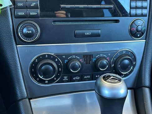 Used 2006 Mercedes-Benz C 230 Sedan image 17