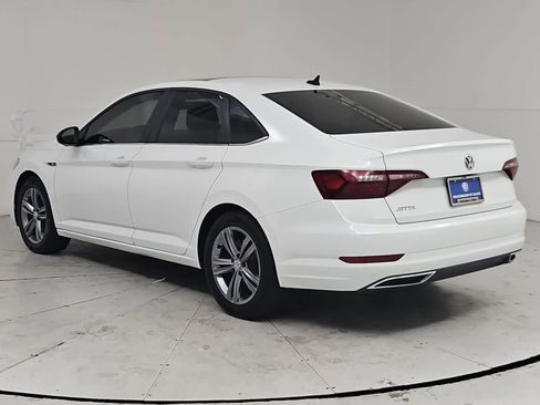 Certified 2020 Volkswagen Jetta R-Line w/ R-Line Cold Weather Package FWD image 4