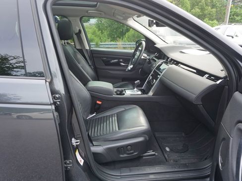 Used 2020 Land Rover Discovery Sport S image 16