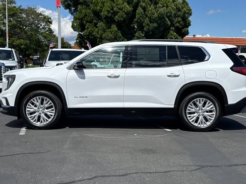 New 2026 GMC Acadia Elevation w/ Elevation Premium Package AWD/4WD image 8