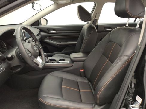 Used 2022 Nissan Altima 2.5 SR AWD/4WD image 17