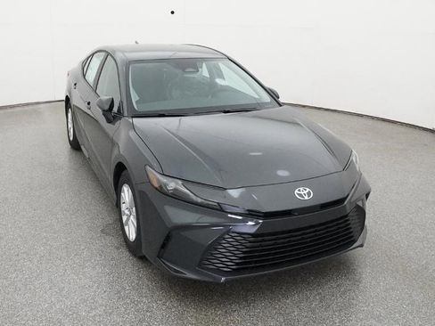 New 2026 Toyota Camry LE image 31