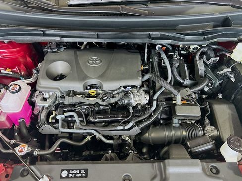 New 2026 Toyota Sienna XLE FWD image 7