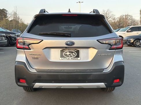 Used 2023 Subaru Outback Limited AWD/4WD image 4