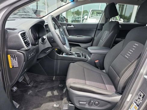 Used 2020 Kia Sportage LX w/ LX Popular Package FWD image 11