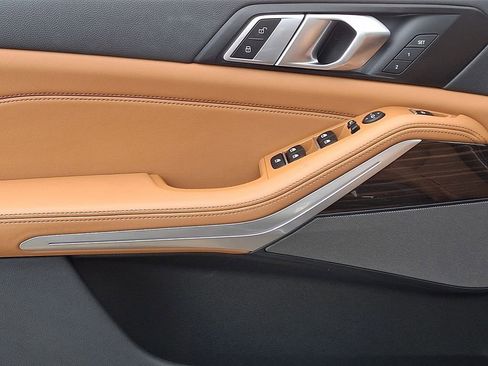 Certified 2023 BMW X5 xDrive40i image 13