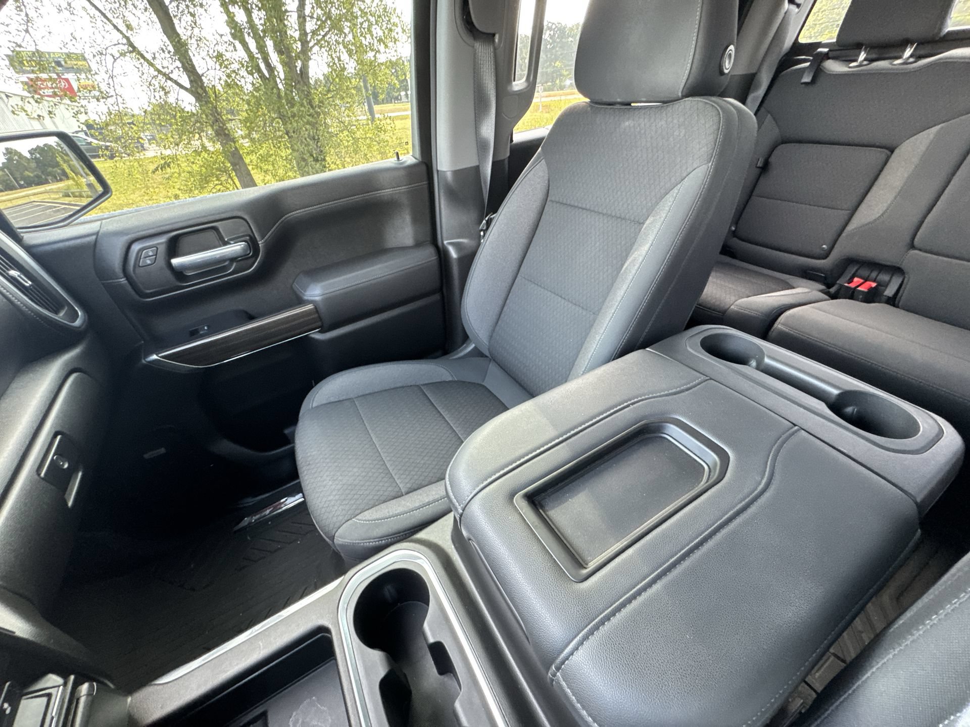 Certified 2021 Chevrolet Silverado 1500 LT Trail Boss w/ Convenience Package II AWD/4WD image 20