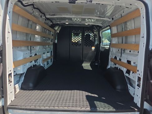 Used 2025 Ford Transit 250 Low Roof w/ Exterior Upgrade Package RWD image 8