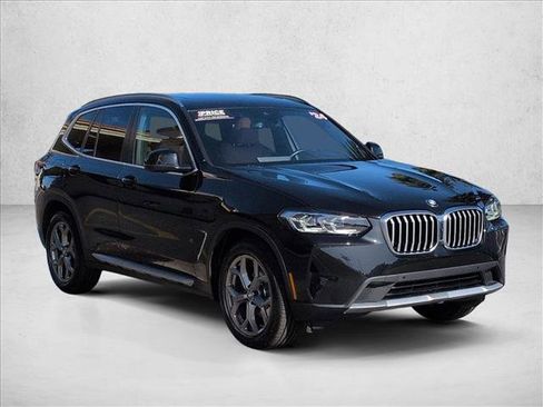 Used 2024 BMW X3 sDrive30i w/ Convenience Package RWD image 3
