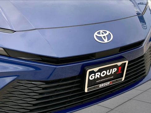 Used 2025 Toyota Camry LE FWD image 29