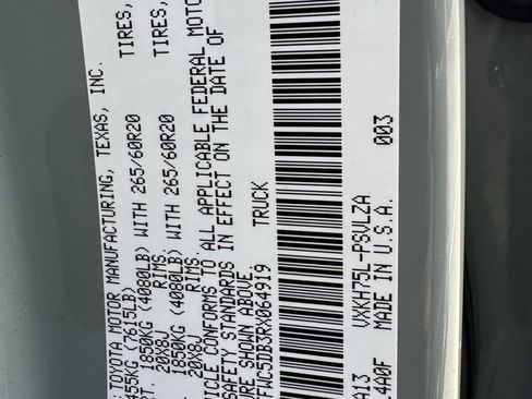 Used 2024 Toyota Tundra Limited image 35