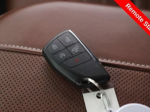 Used 2026 GMC Sierra 1500 Denali Ultimate AWD/4WD image 3