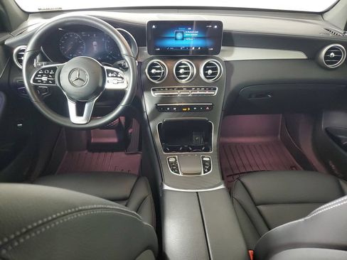 Used 2023 Mercedes-Benz GLC 300 4MATIC Coupe image 11
