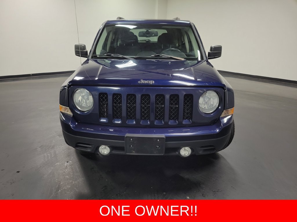 Used 2014 Jeep Patriot Latitude w/ Sun/Sound Group FWD image 2