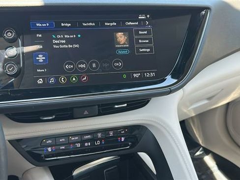 Used 2023 Buick Envision Avenir FWD image 28