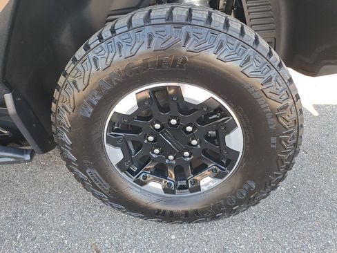 New 2025 GMC Hummer EV 3X w/ Extreme Off-Road Package image 45