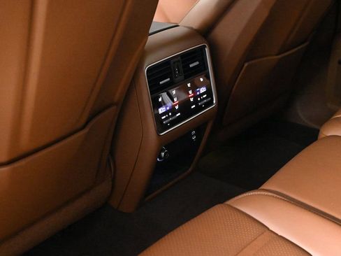 Certified 2022 Porsche Cayenne S Platinum image 20