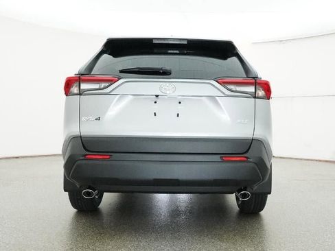 New 2025 Toyota RAV4 XLE image 12
