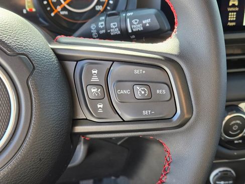 Used 2024 Jeep Wrangler Unlimited Rubicon image 28