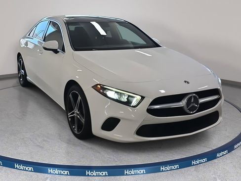 Used 2019 Mercedes-Benz A 220 image 4