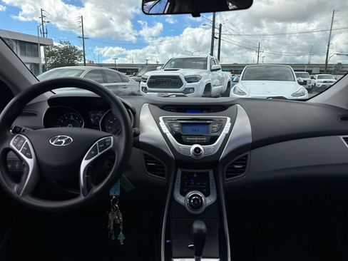 Used 2012 Hyundai Elantra GLS w/ Preferred Pkg 3 FWD image 14