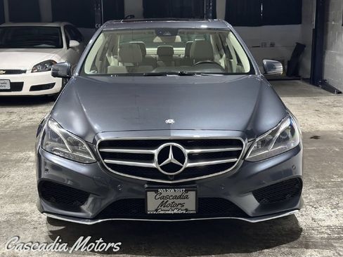 Used 2014 Mercedes-Benz E 350 4MATIC Sedan w/ Premium 1 Package image 4