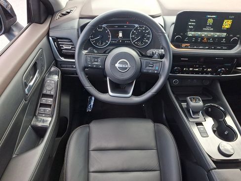 Certified 2023 Nissan Rogue SL w/ SL Premium Package image 2