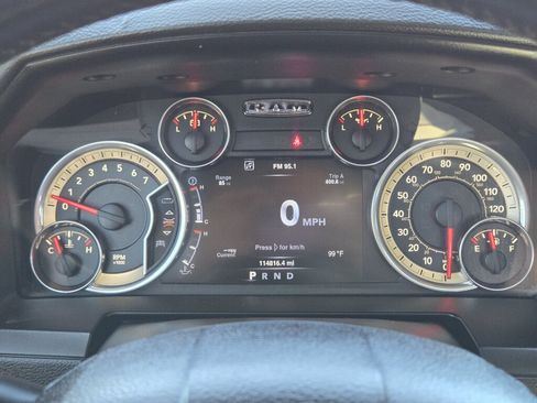 Used 2016 RAM 1500 Laramie w/ Convenience Group AWD/4WD image 16