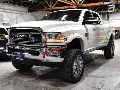 Used 2017 RAM 2500 Longhorn AWD/4WD image 4