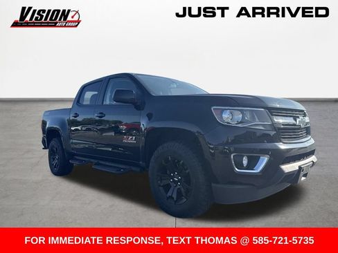 Used 2017 Chevrolet Colorado Z71 w/ Z71 Midnight Edition AWD/4WD image 3