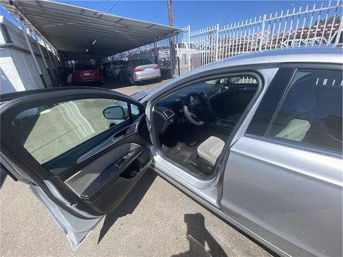 Used 2018 Ford Fusion S image 12