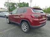 Used 2022 Jeep Compass Latitude image 4