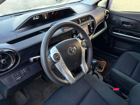 Used 2015 Toyota Prius C Four image 17