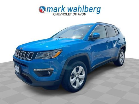 Used 2019 Jeep Compass Latitude w/ Popular Equipment Group AWD/4WD image 1