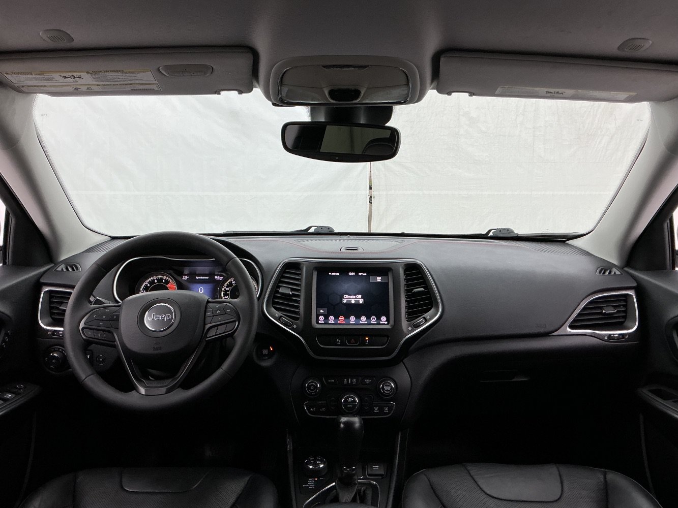 Used 2021 Jeep Cherokee Trailhawk w/ Premium Leather Package AWD/4WD image 27