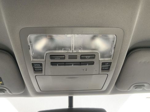 Used 2016 Toyota Highlander XLE image 50